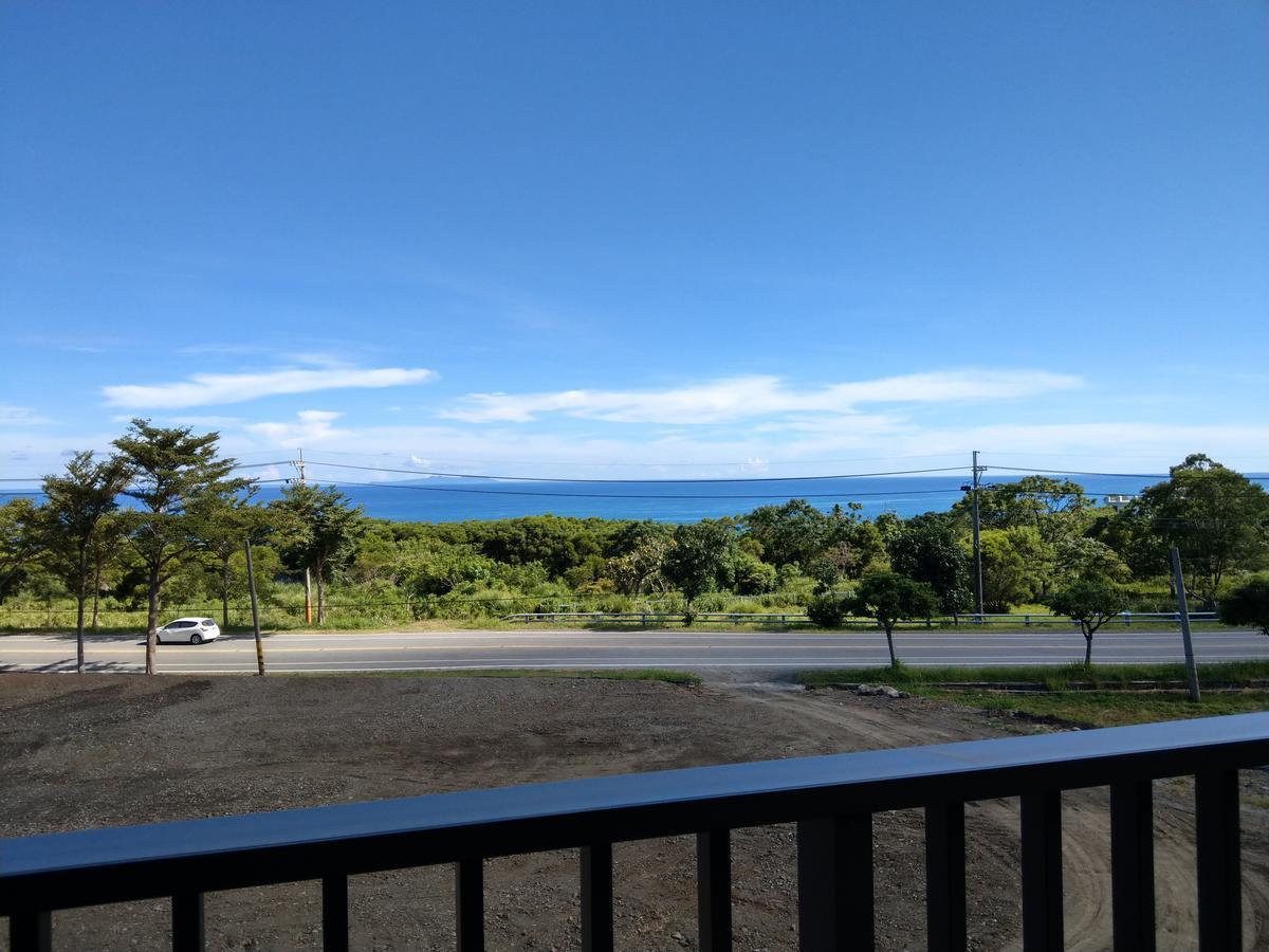 Moonlit Seaview Homestay Тонхэ Экстерьер фото