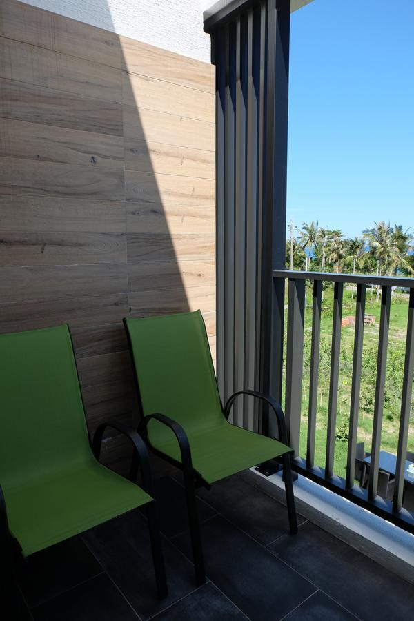 Moonlit Seaview Homestay Тонхэ Экстерьер фото